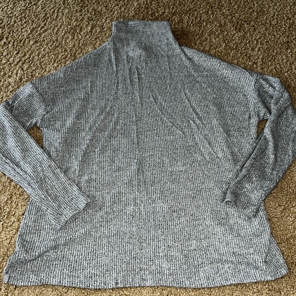 Gray Ribbed A New Day Large Turtleneck Sweater - Picture 1 of 5
